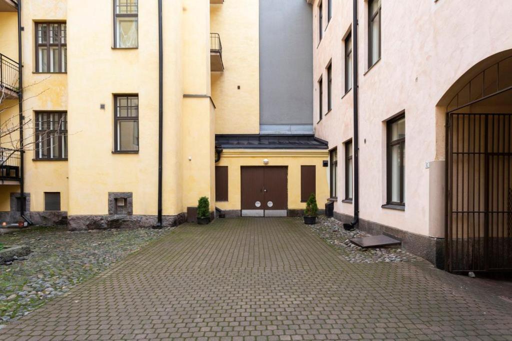 2Ndhomes Cozy Studio In The City Center Helsínquia Exterior foto